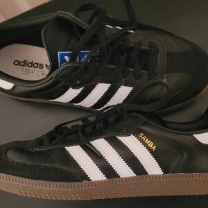 Adidas Samba Classic Black White Boys Size 6 Youth Sneakers Like New